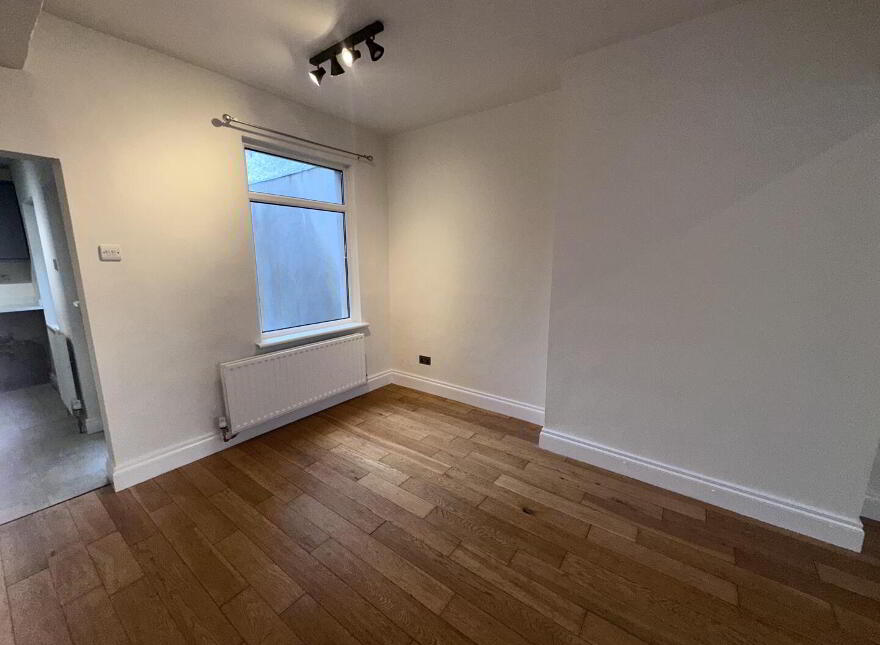42 Hillview Avenue, Belfast, BT5 6JR