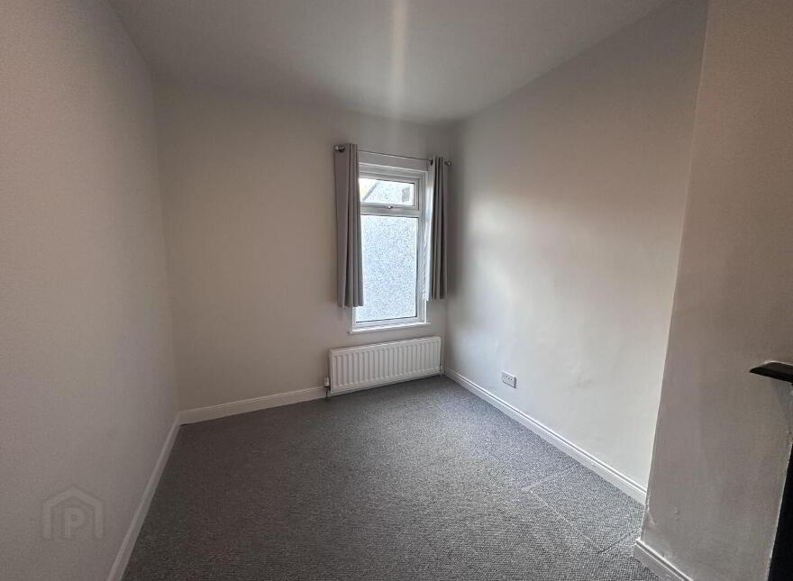 42 Hillview Avenue, Belfast, BT5 6JR