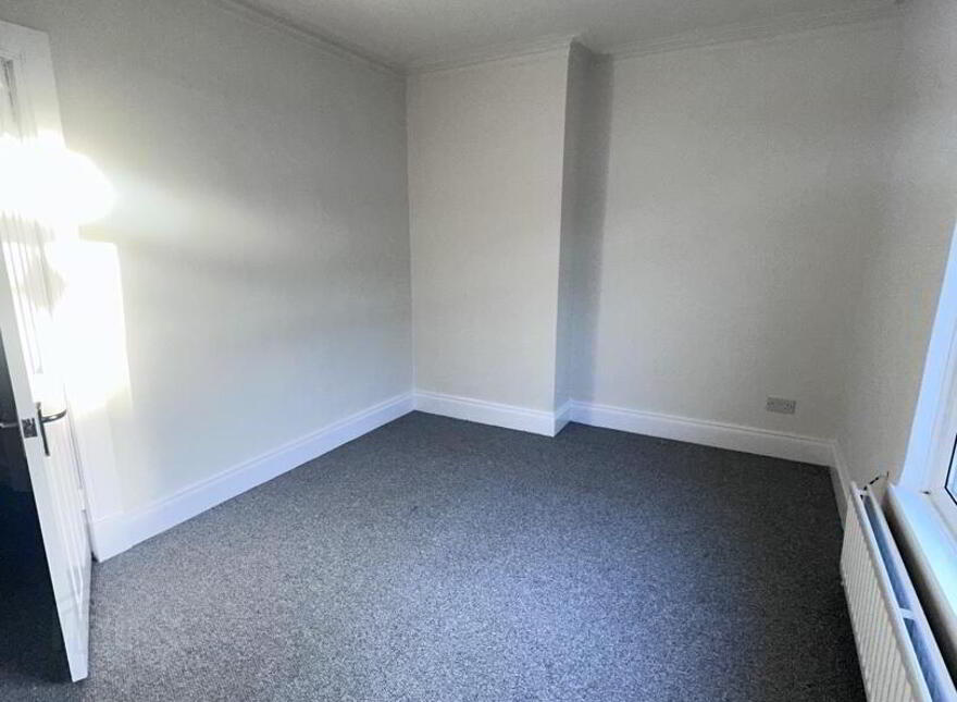 42 Hillview Avenue, Belfast, BT5 6JR