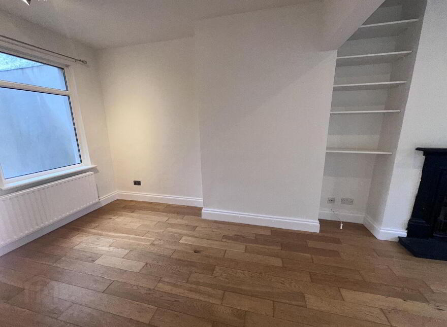 42 Hillview Avenue, Belfast, BT5 6JR