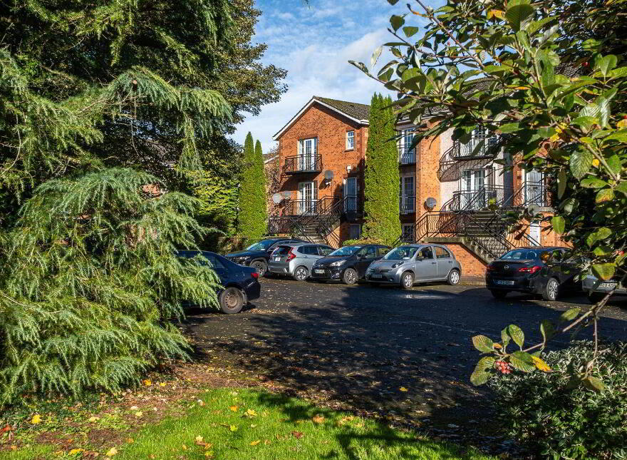 9 Park Court, Tullamore, R35PF30