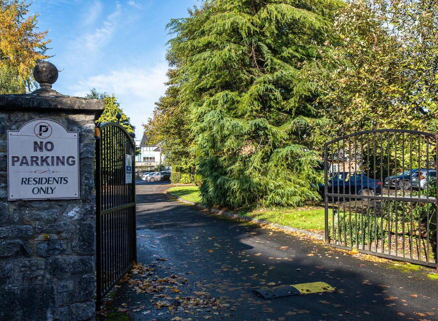 9 Park Court, Tullamore, R35PF30