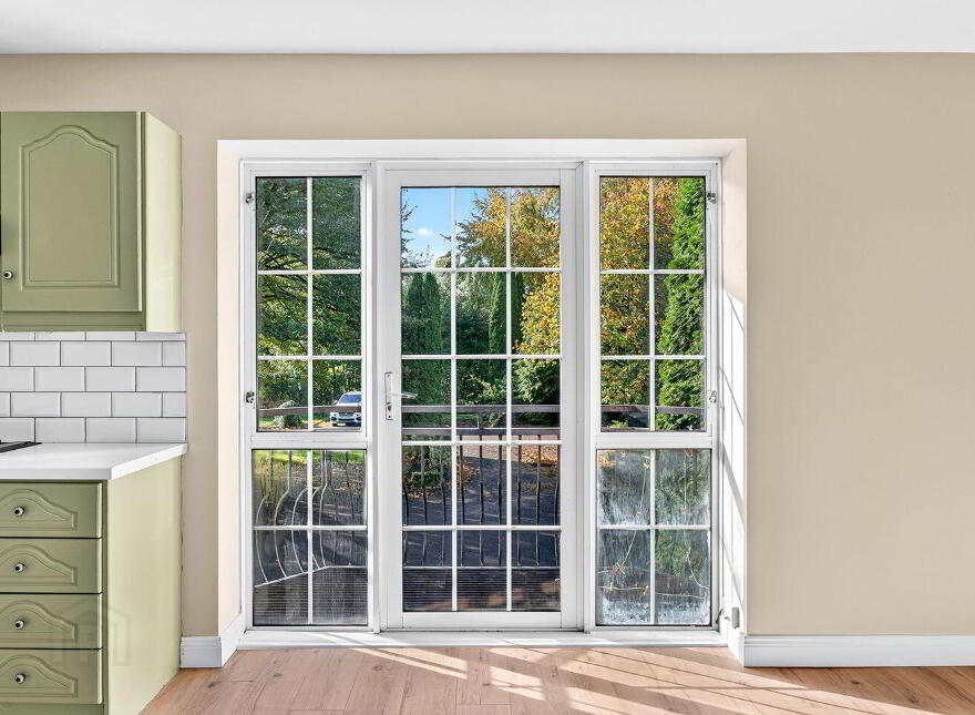 9 Park Court, Tullamore, R35PF30