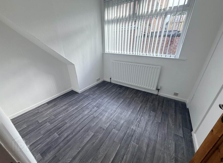 60 Beechill Road, Belfast, BT8 7QR