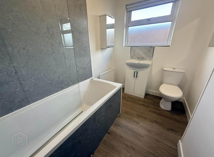 60 Beechill Road, Belfast, BT8 7QR