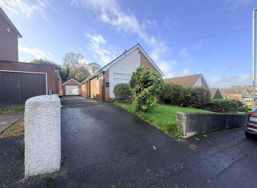 60 Beechill Road, Belfast, BT8 7QR