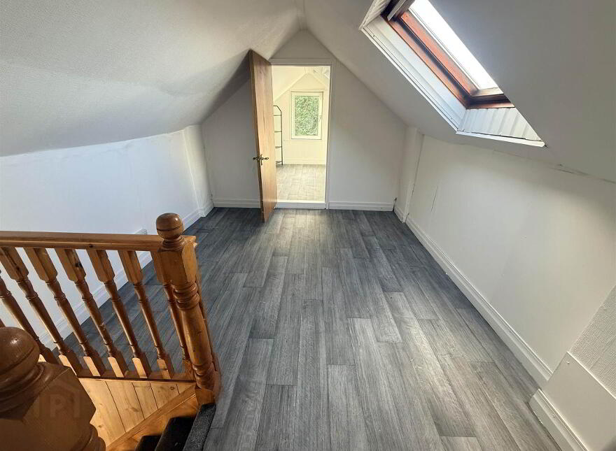 60 Beechill Road, Belfast, BT8 7QR