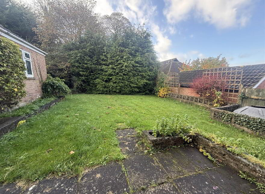 60 Beechill Road, Belfast, BT8 7QR