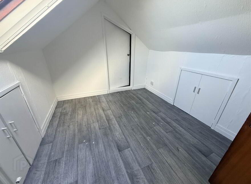 60 Beechill Road, Belfast, BT8 7QR
