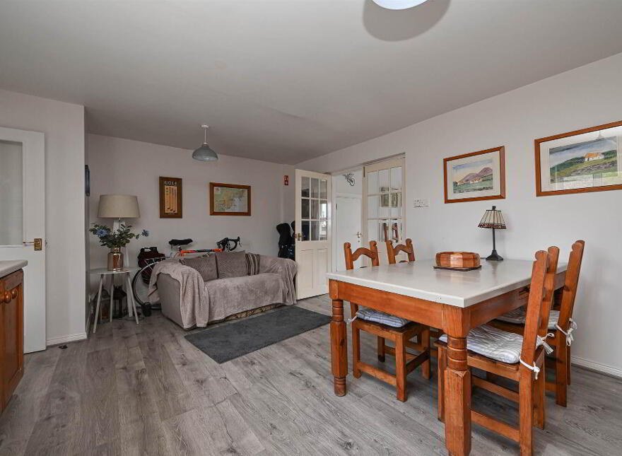 54 Castle Street, Downpatrick, Killough, BT30 7QQ