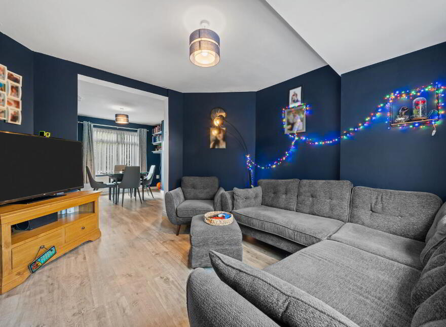 32 Newton Park, Belfast, BT8 6LH