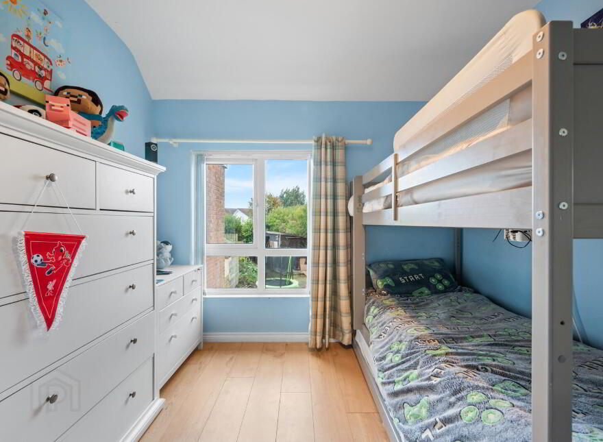 32 Newton Park, Belfast, BT8 6LH