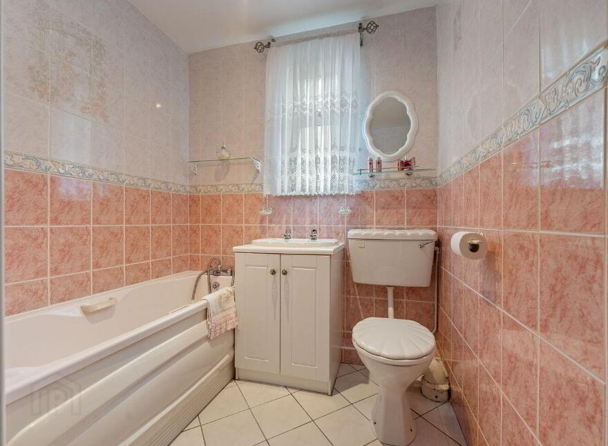 2 Woodville Terrace, Station Road, Blarney, T23CF95