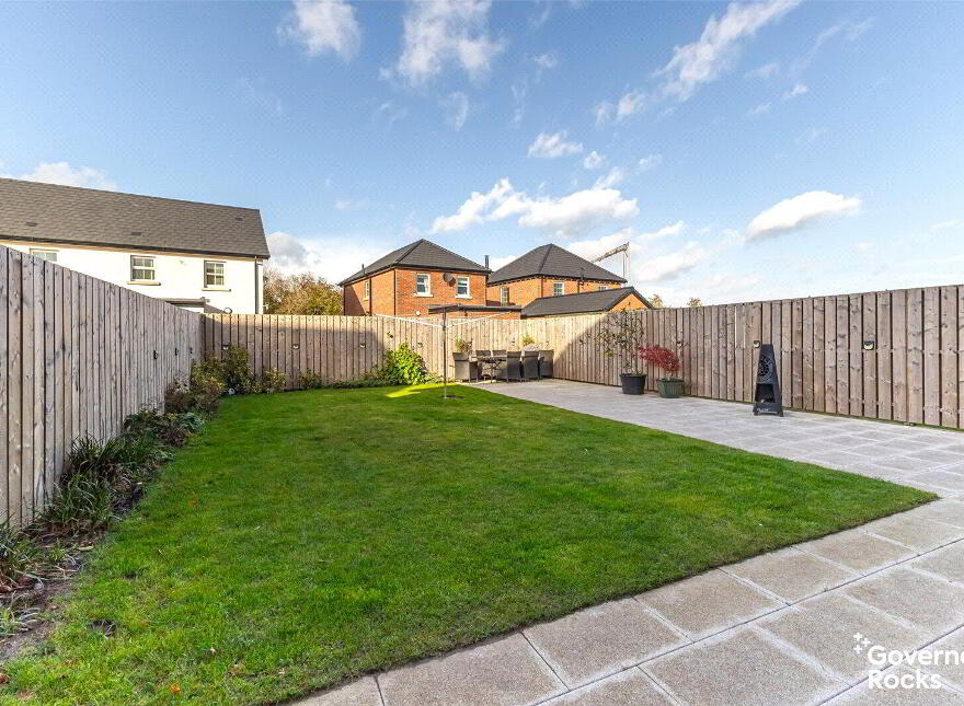 12 Helens Wood Crescent, Bangor, BT19 1FE