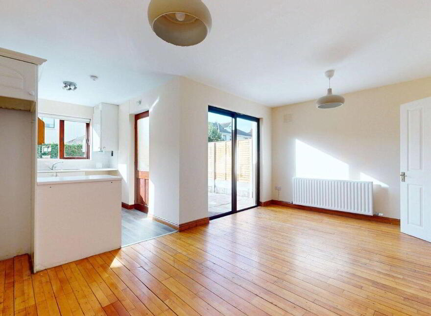 150 Collinswood, Collins Avenue, Collinswood, Collinswood, D09K5P3