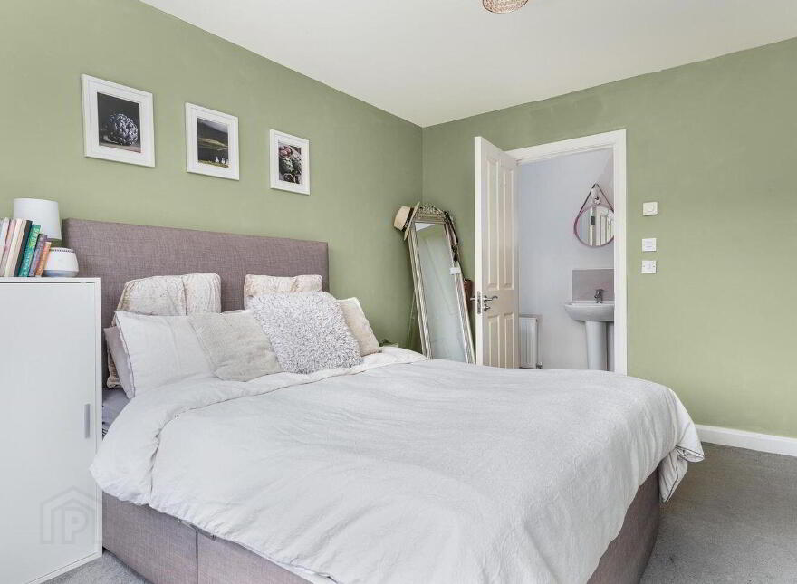 25 Elder Heath View, Kiltipper, Kiltipper, D24