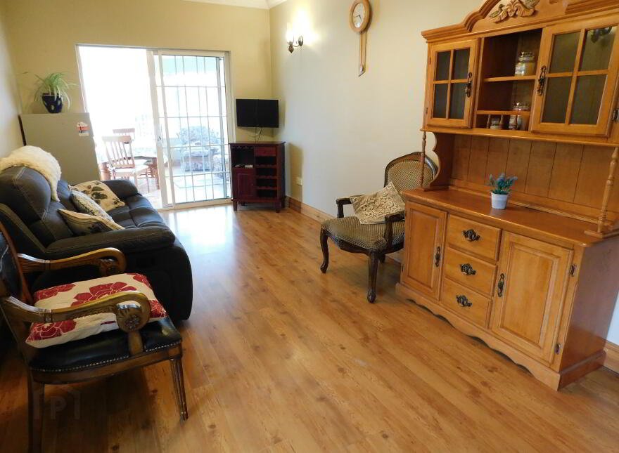 42 Old Castle Road, Newtownstewart, BT78 4HX