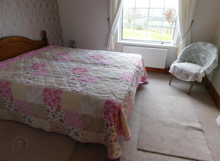 42 Old Castle Road, Newtownstewart, BT78 4HX