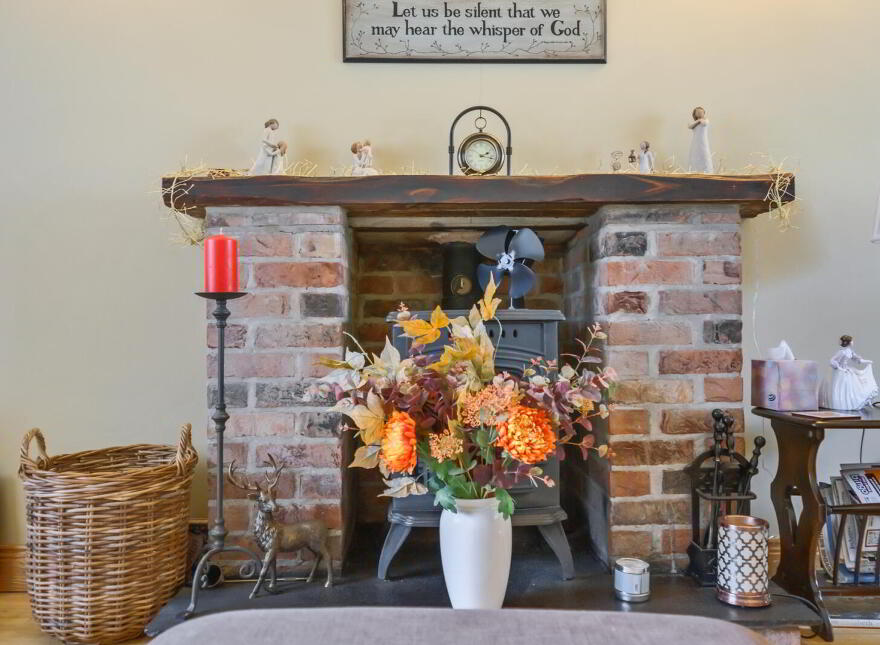 14 Glenariff Drive, Comber, Newtownards, BT23 5HA