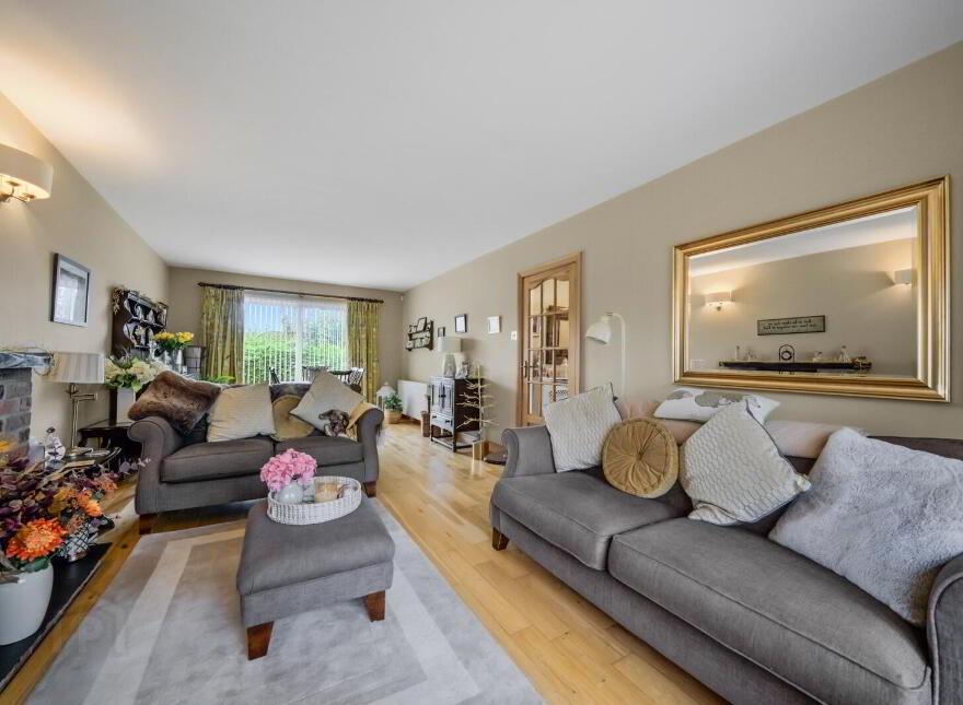 14 Glenariff Drive, Comber, Newtownards, BT23 5HA