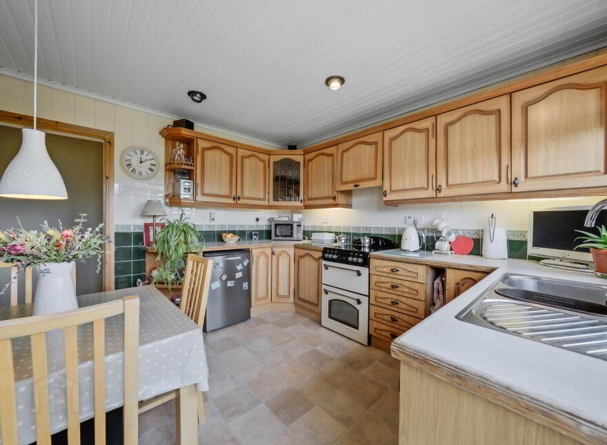 14 Glenariff Drive, Comber, Newtownards, BT23 5HA
