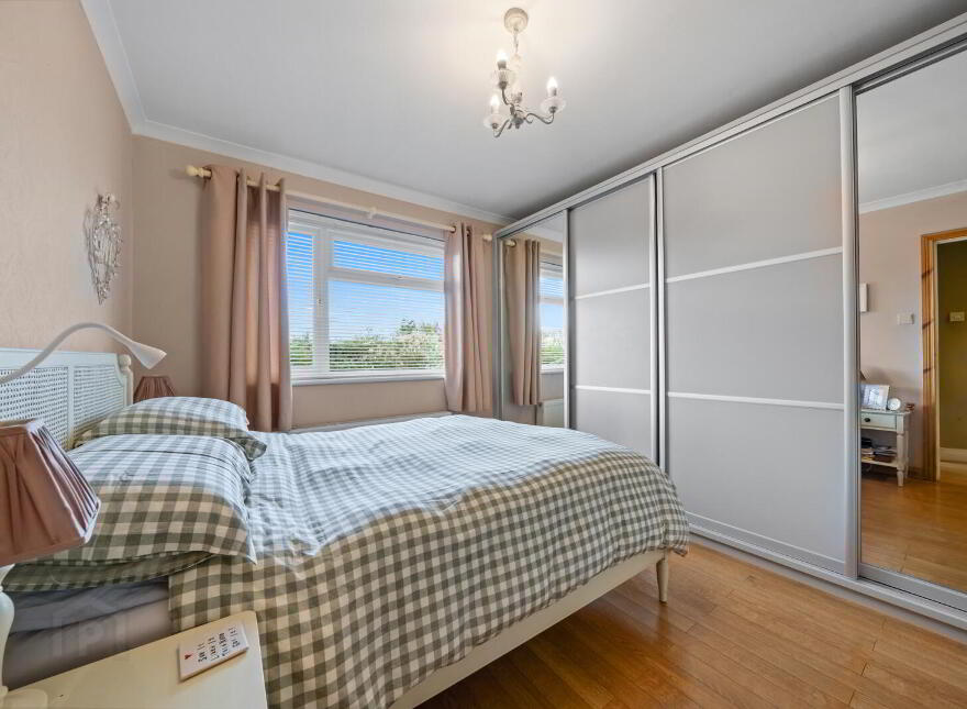 14 Glenariff Drive, Comber, Newtownards, BT23 5HA