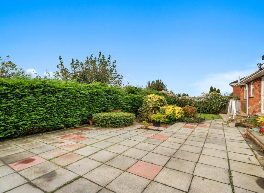 14 Glenariff Drive, Comber, Newtownards, BT23 5HA