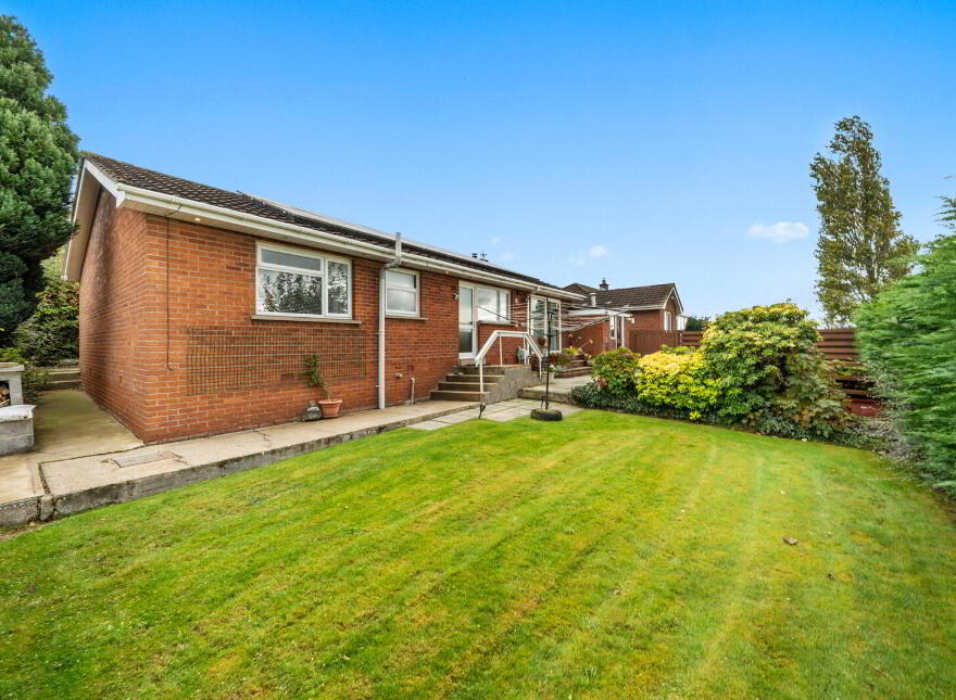 14 Glenariff Drive, Comber, Newtownards, BT23 5HA