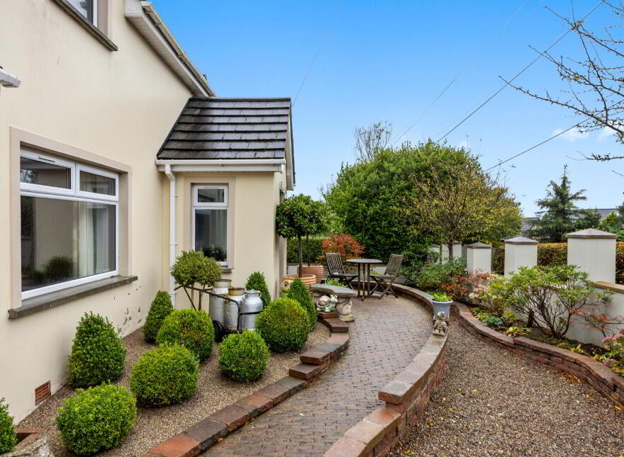 Witz End, 43 Carrowdore Road, Greyabbey, Newtownards, BT22 2LX