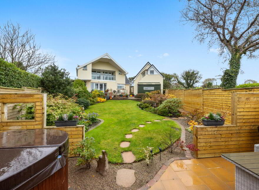 Witz End, 43 Carrowdore Road, Greyabbey, Newtownards, BT22 2LX