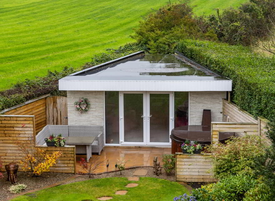 Witz End, 43 Carrowdore Road, Greyabbey, Newtownards, BT22 2LX