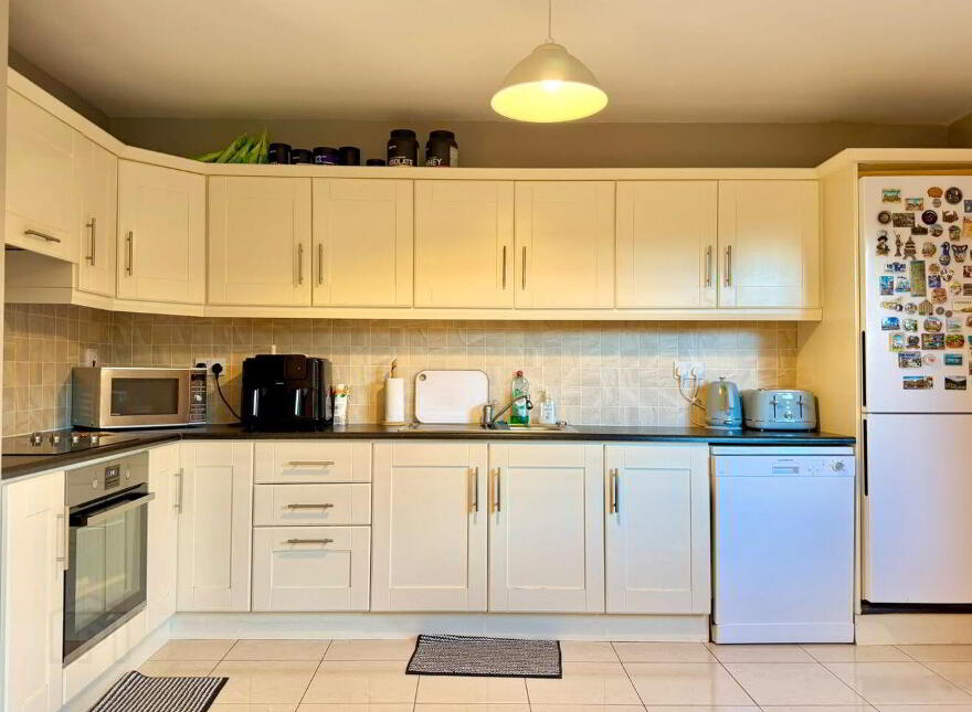 33 Church Hills Road, Coosan, Athlone, N37K8Y1
