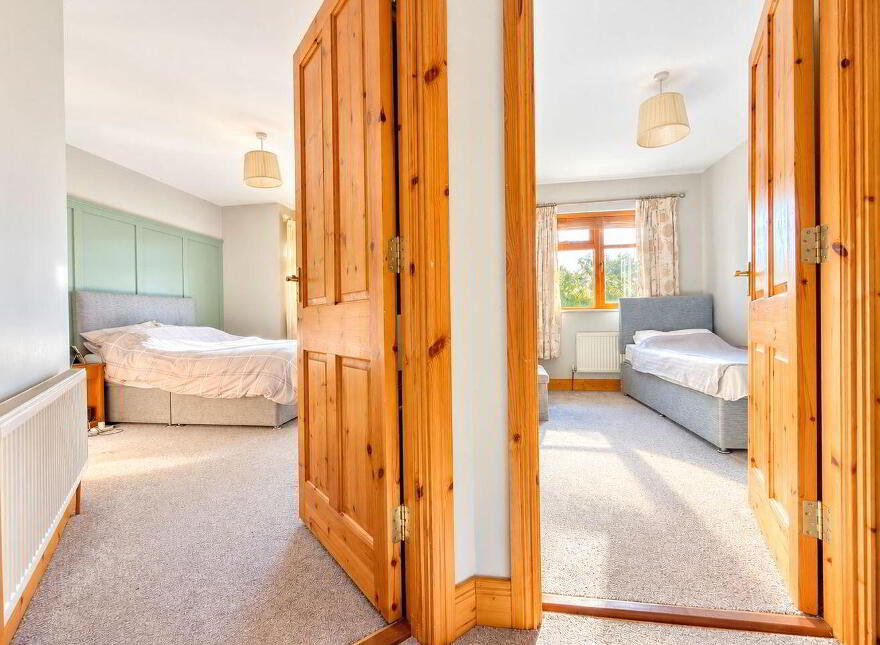 33 Church Hills Road, Coosan, Athlone, N37K8Y1
