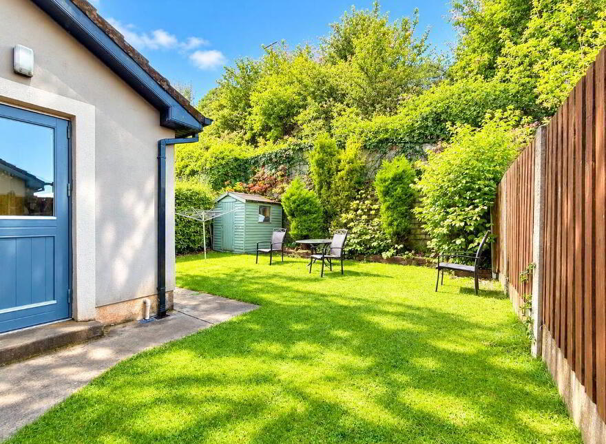 33 Church Hills Road, Coosan, Athlone, N37K8Y1
