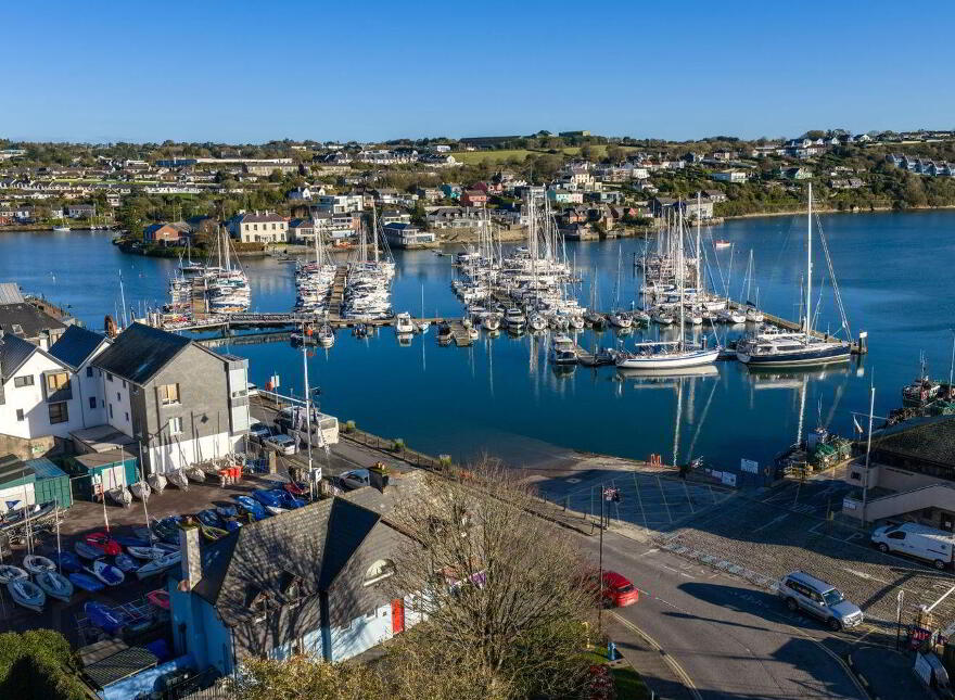 Apartment 2 Harbour View, Pier Road, Kinsale, P17YY90