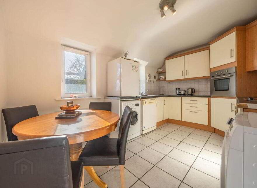 Apartment 2 Harbour View, Pier Road, Kinsale, P17YY90