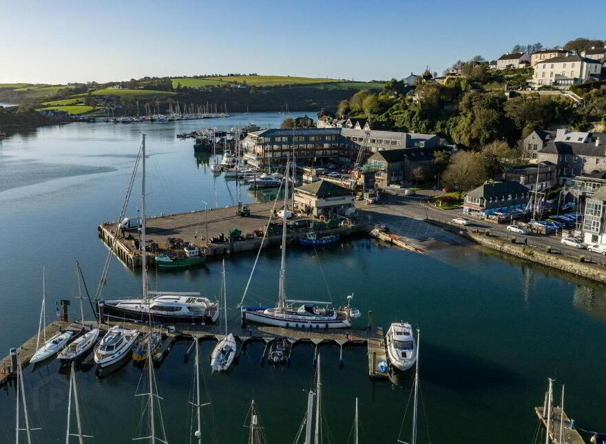 Apartment 2 Harbour View, Pier Road, Kinsale, P17YY90