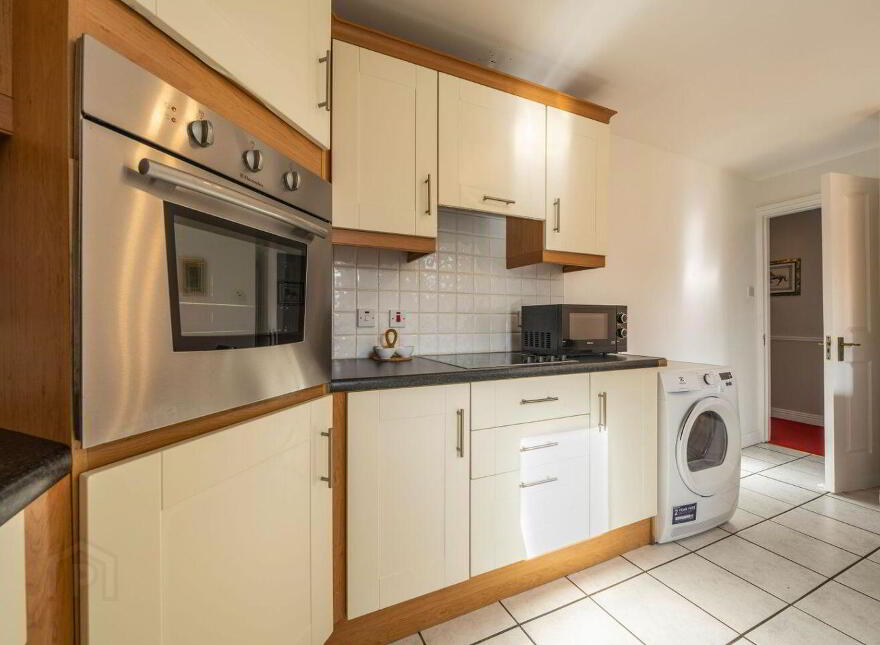 Apartment 2 Harbour View, Pier Road, Kinsale, P17YY90
