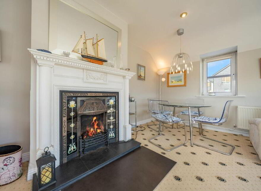 Apartment 2 Harbour View, Pier Road, Kinsale, P17YY90