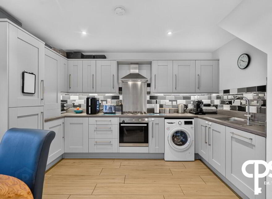 19 Ayrshire Manor, Lisburn, BT28 2GJ