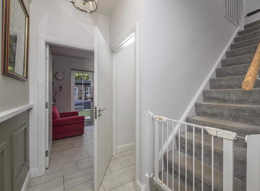 27 Moss Lane, Ballynahinch, BT24 8FE