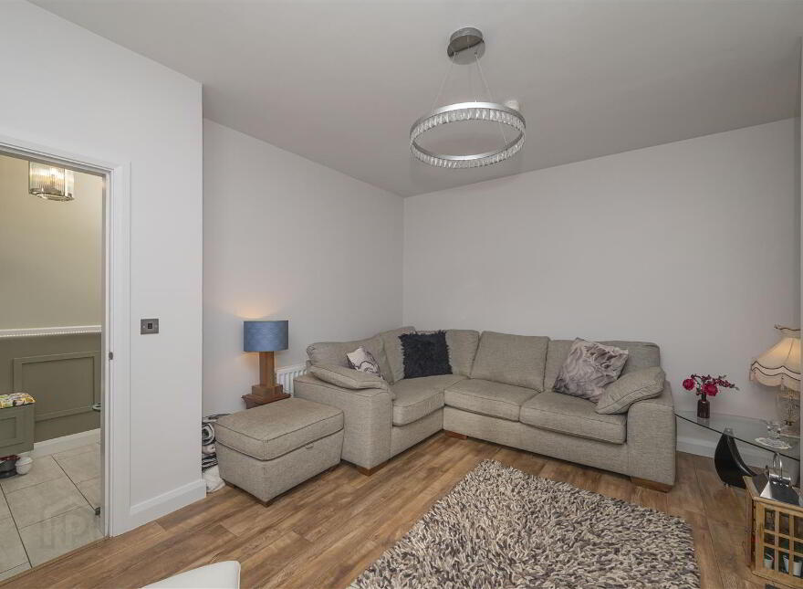 27 Moss Lane, Ballynahinch, BT24 8FE
