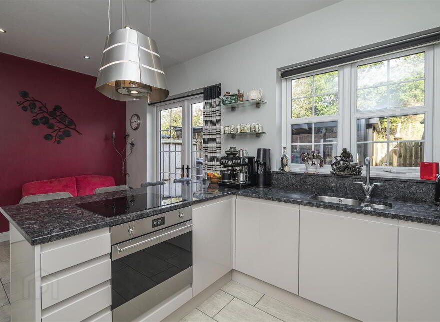 27 Moss Lane, Ballynahinch, BT24 8FE