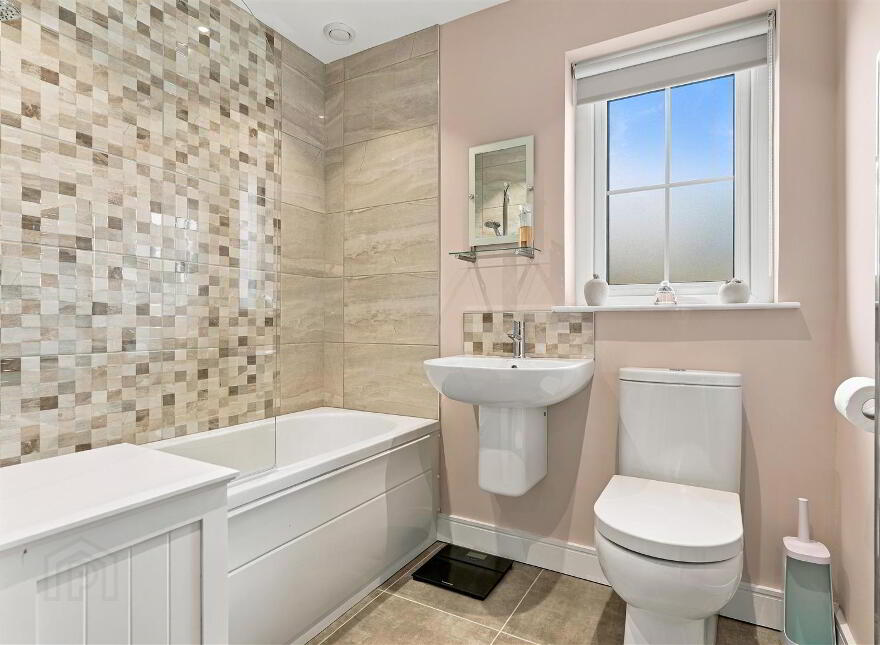 1 Ballyhenry Manor, Comber, BT23 5ZN