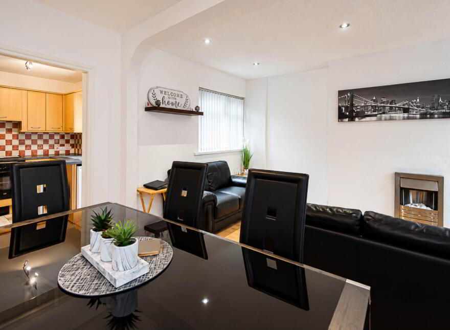 31 Trillick Street, Beersbridge Road, Belfast, BT5 4QY