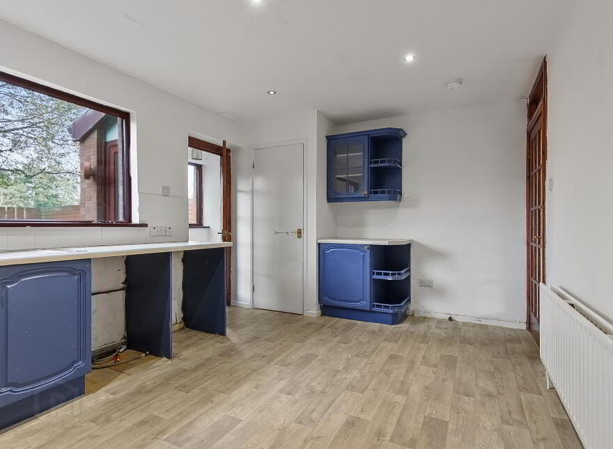 39 Glenluce Drive, Belfast, BT4 2QN