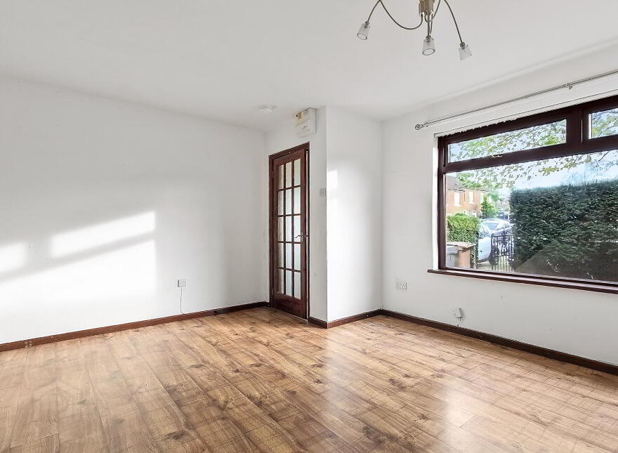39 Glenluce Drive, Belfast, BT4 2QN