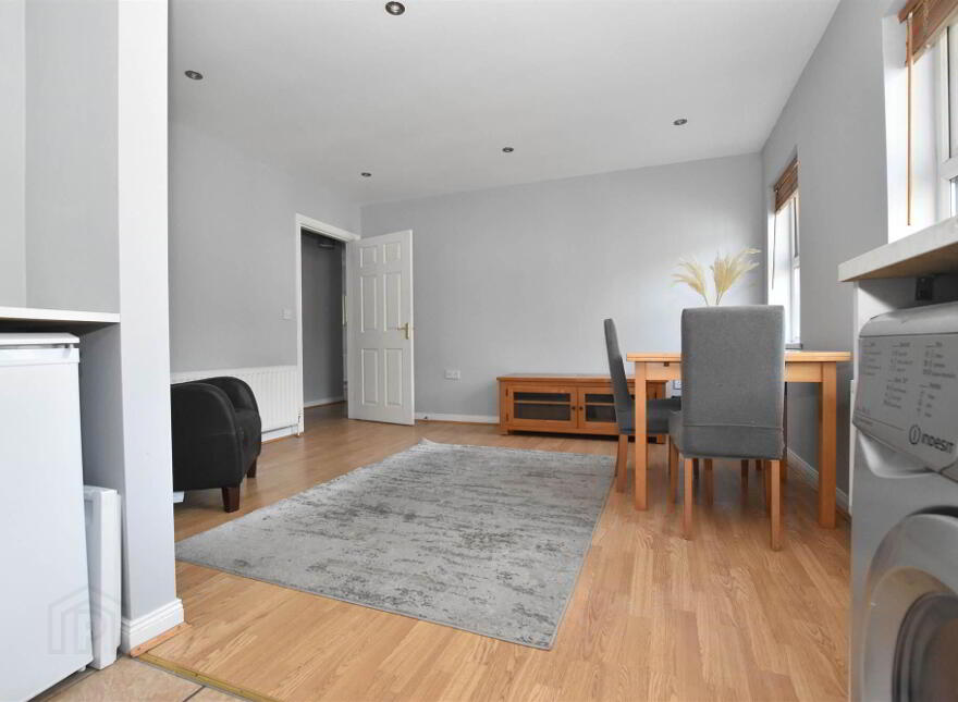 APARTMENT 3 2A Pound Street, Newtownards, BT23 4LD