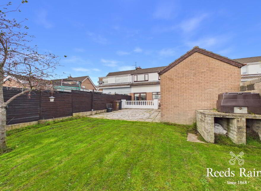 11 Tern Crescent, Carrickfergus, BT38 7RU