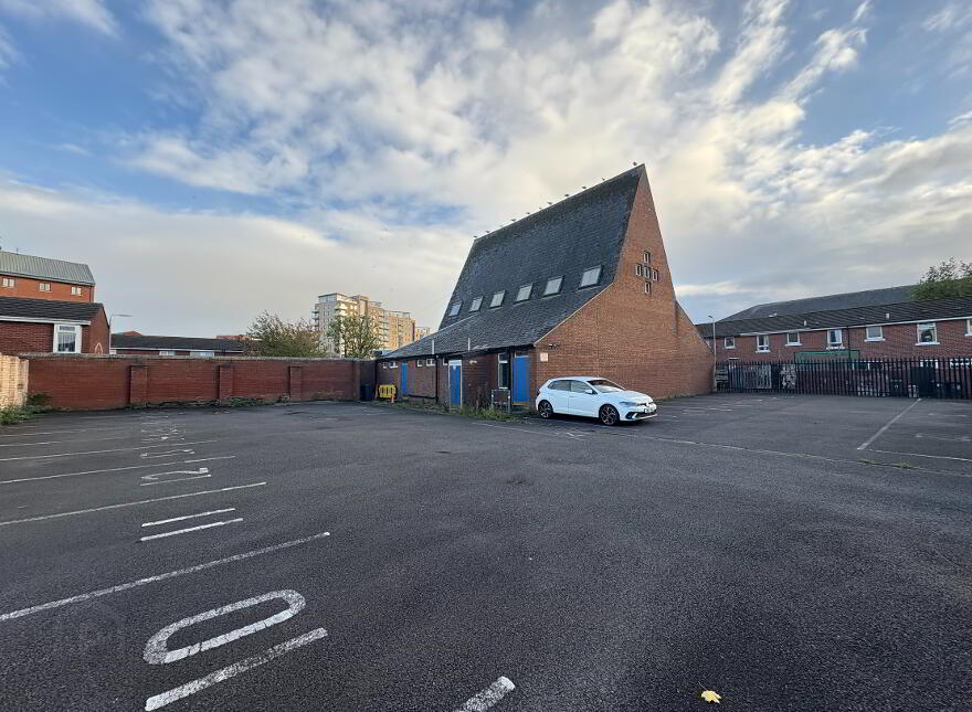 Sandy Row Methodist Church Car Park, McAdam Park, Belfast, BT12 5EW photo